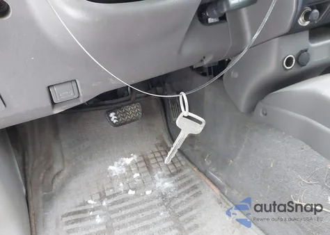 2004 Toyota Tacoma Prerunner V6 from USA, damaged, VIN 5TEGN92N84Z337647